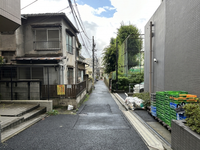 前面道路が狭い家は売れる？
